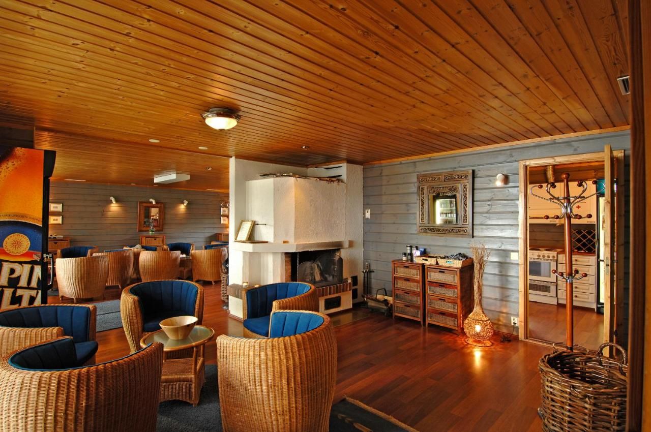 Отель Hotel Vanajanlinna Харвиала