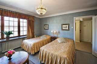 Отель Hotel Vanajanlinna Харвиала Улучшенный двухместный номер с 2 отдельными кроватями-6